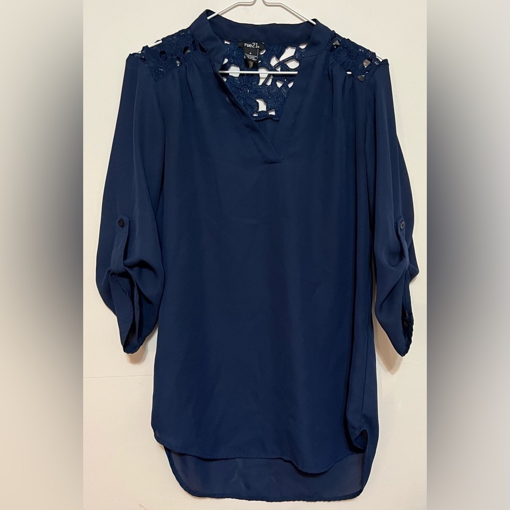 Rue 21 navy blue high low blouse with lace inlays around shoulders and back!